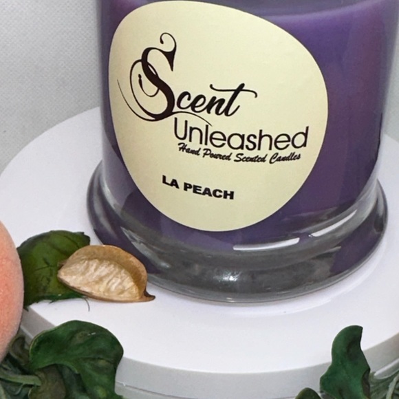 LA PEACH SCENT UNLEASHED LLC SCENTED CANDLE! - Picture 5 of 5